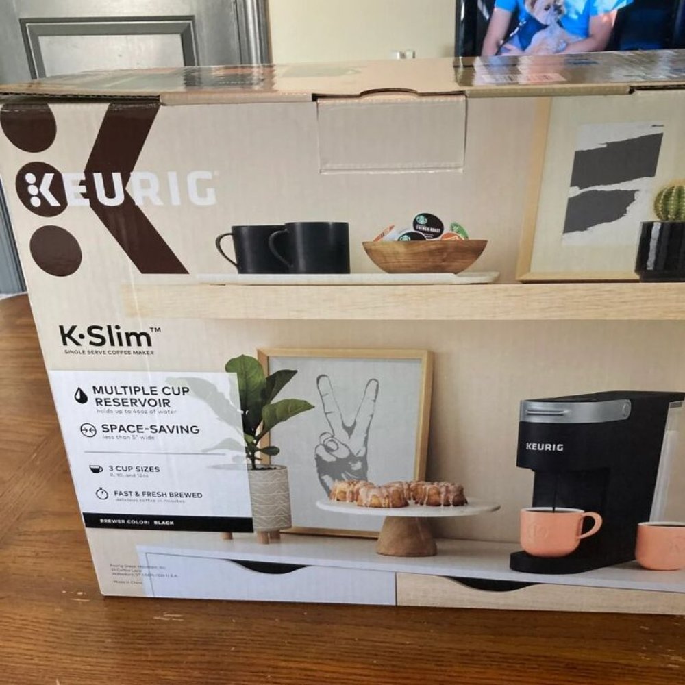 Keurig K-Slim Coffee Maker in Black